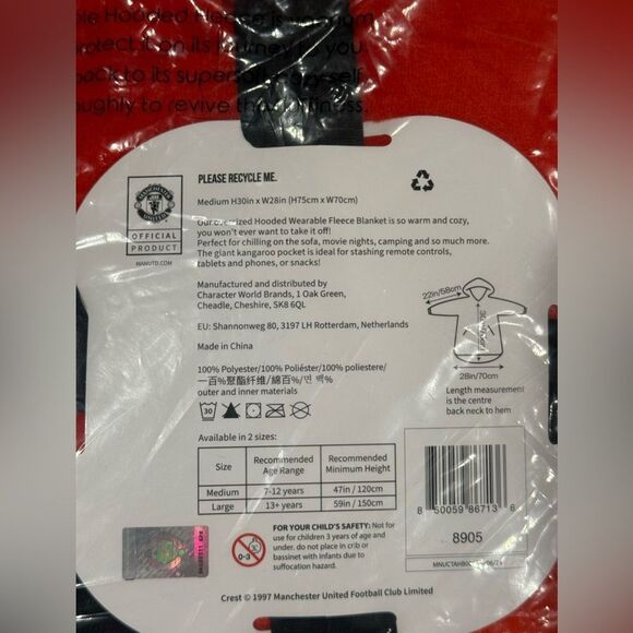 Manchester United Oversized Wearable Fleece Blanket, NWT - Picture 3 of 5